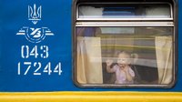 Укрзализныця возобновляет продажу билетов в Покровск
