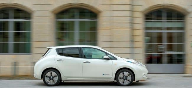 Nissan Leaf в движении