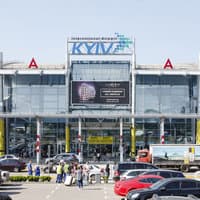 Аэропорт “Киев” возобновил работу