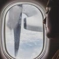 Отдыхать во время перелета на самолете