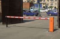 Каких видов бывают ворота и шлагбаумы?