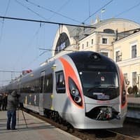 Дополнительные поезда к 8 марта